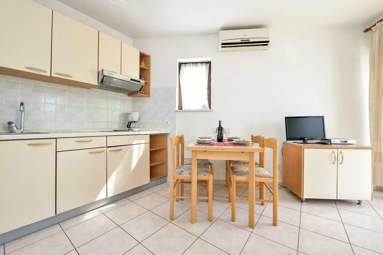 Apartments Ana Petrcane