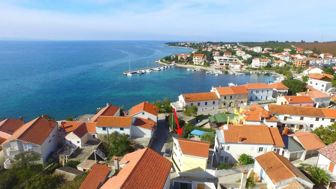 Apartments Ana Petrcane 0*,  Croatia