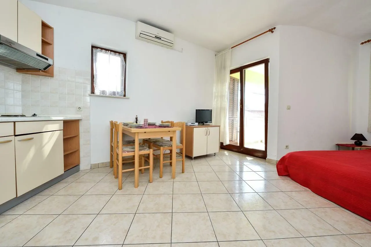 Apartments Ana Petrcane